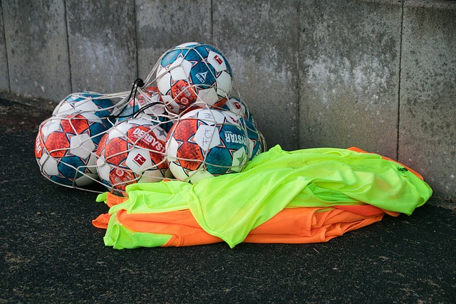 以及中国足 以及中国足