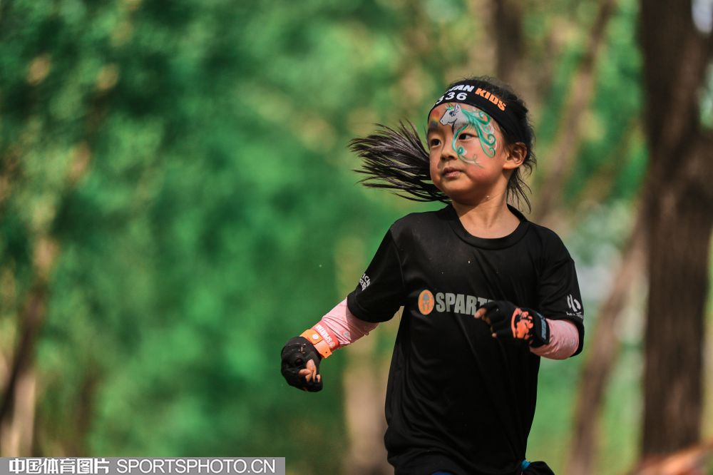 庫裏砍下31分10助攻關鍵三分頻頻入網 愛德華茲20投僅中6 勇士戰勝森林狼.